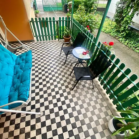 Grany's Retro Near Budapest Airport * Vecses